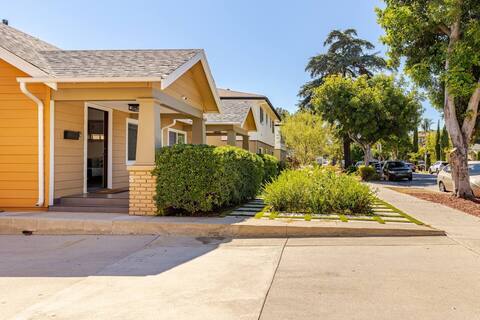 1130 East Doran Street