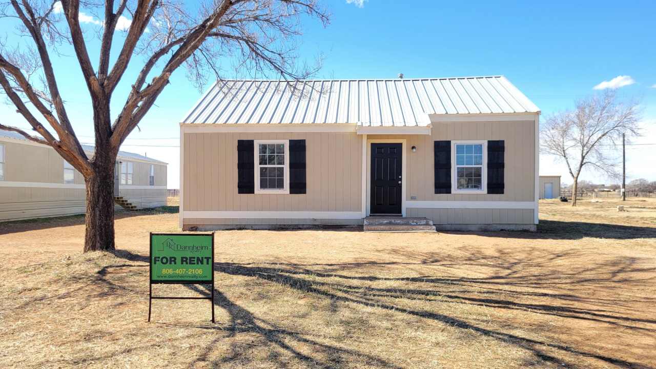SLATON CHARMER! Totally Remodeled!! Available Now! 2/1 Polished Hardwood Floors!