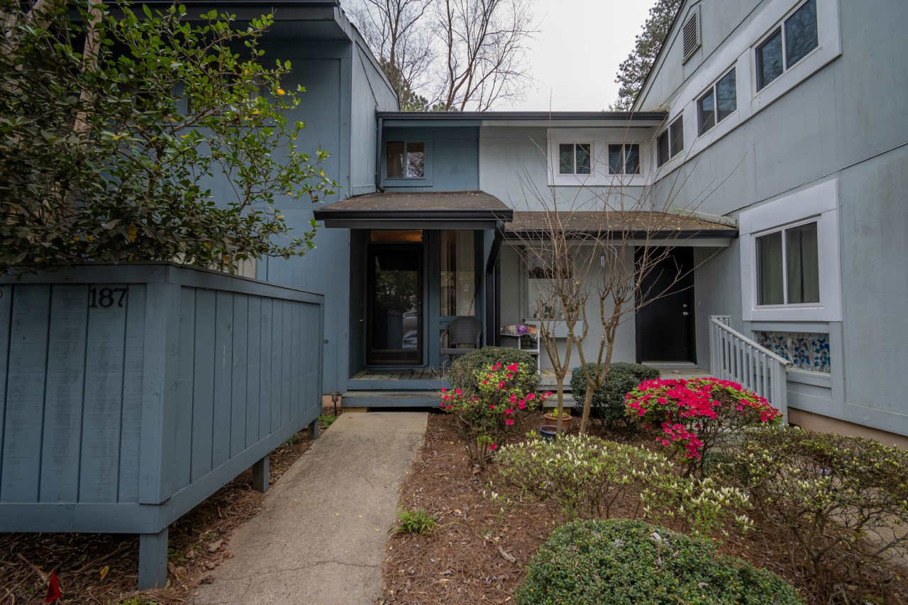 187 Woodstone Drive - Pre-leasing for August 2026