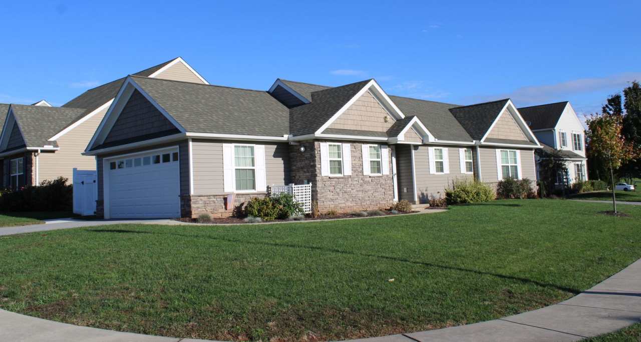 Single Floor Ranchette *MOVE IN SPECIAL*