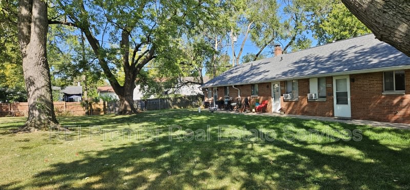 1434 North Campbell Avenue