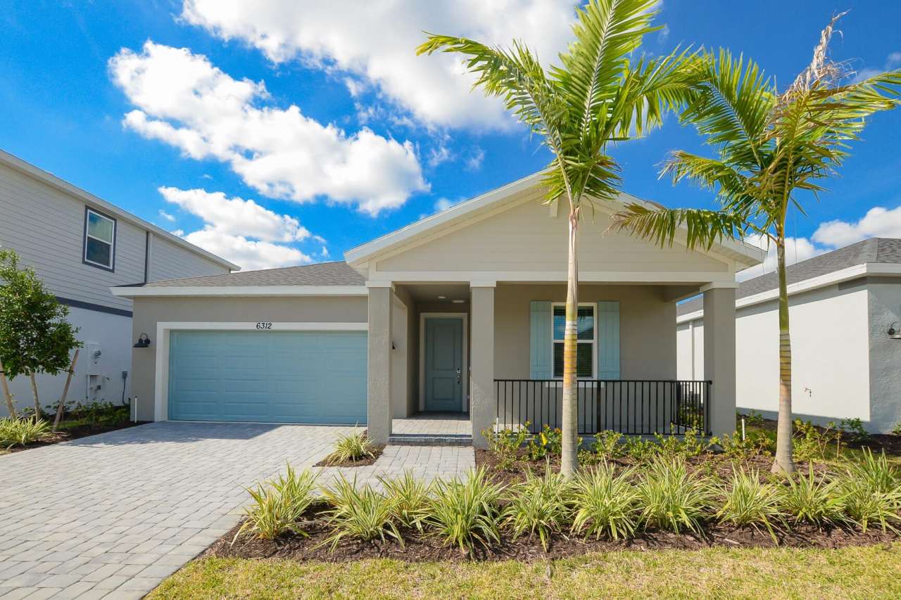 6312 NW Cloverdale Avenue