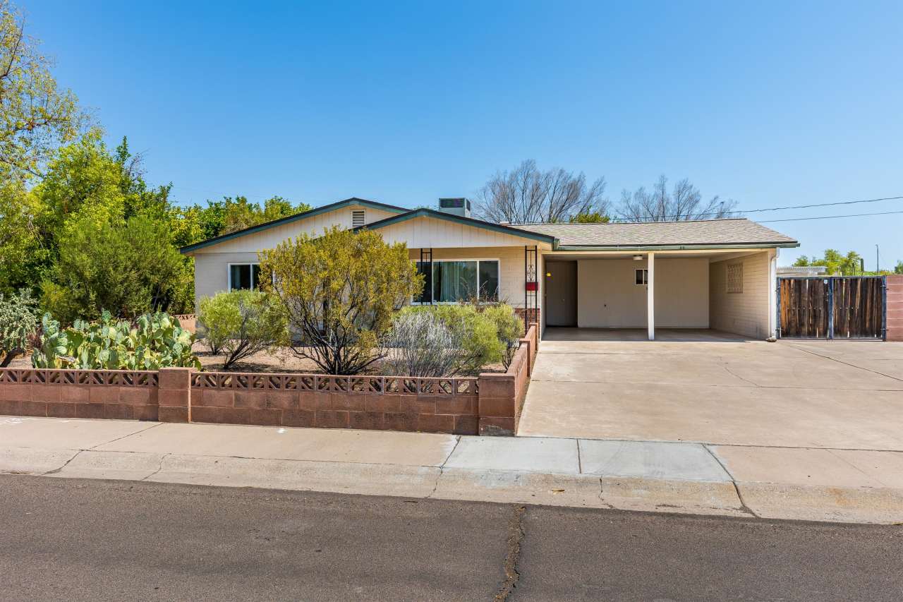 921 West 16th Street