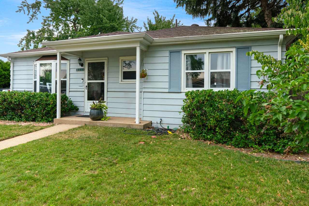 Furnished 3 Bedroom / 1 Bath – Available Now (3+ Month Stay) Prime Location Near Old Town Arvada!