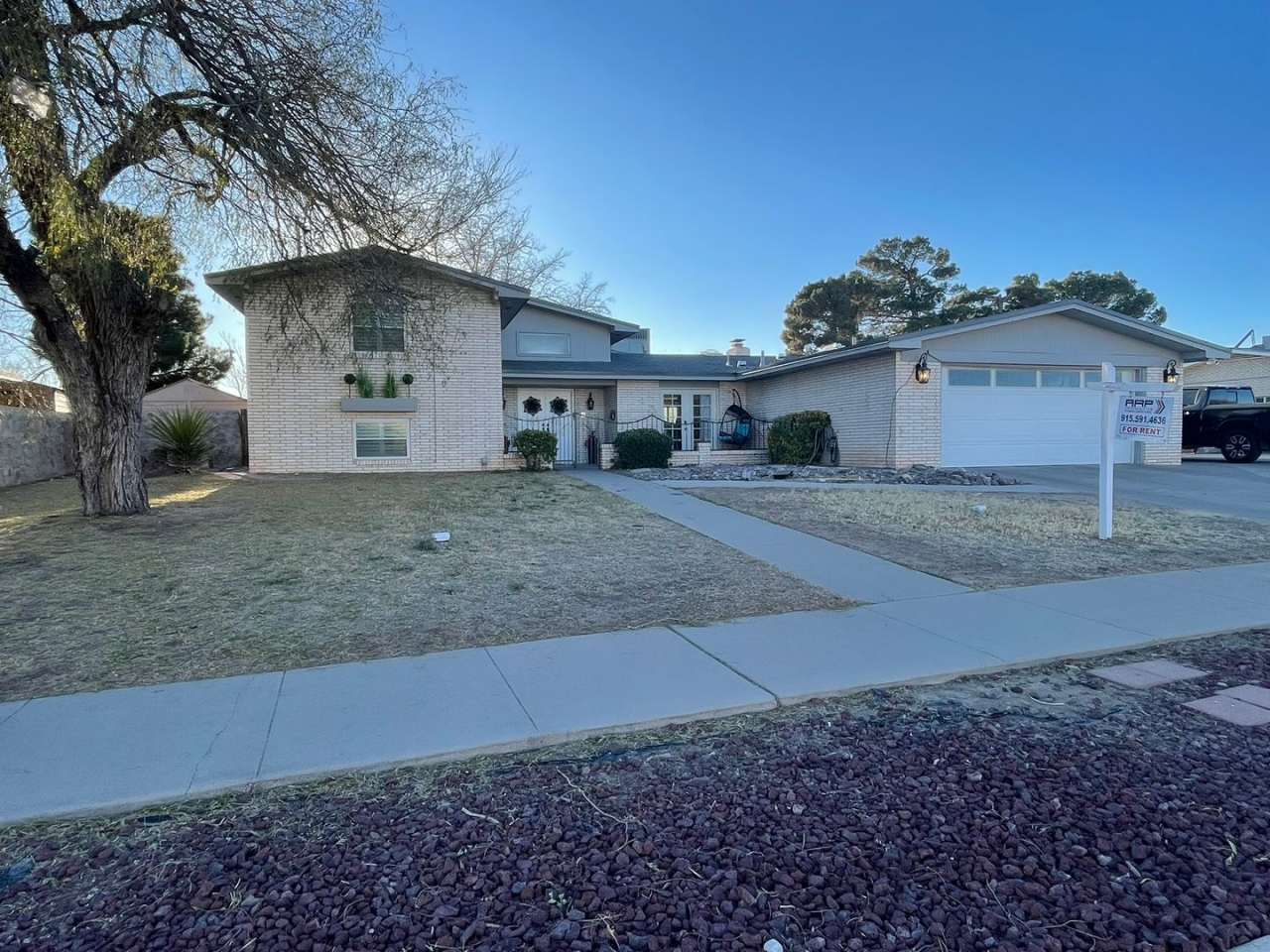 Beatuiful East Ridge Home