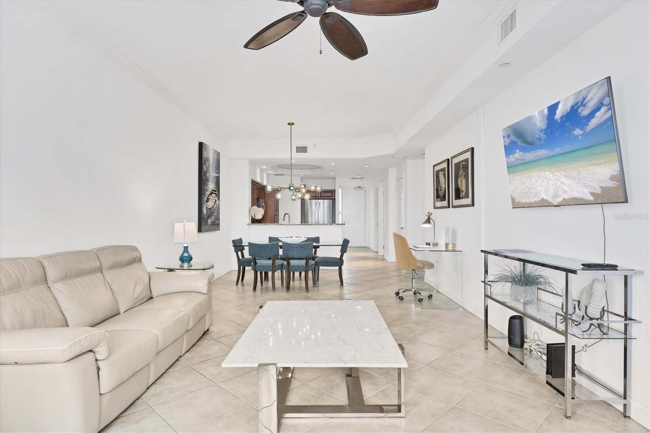 8111 LAKEWOOD MAIN STREET