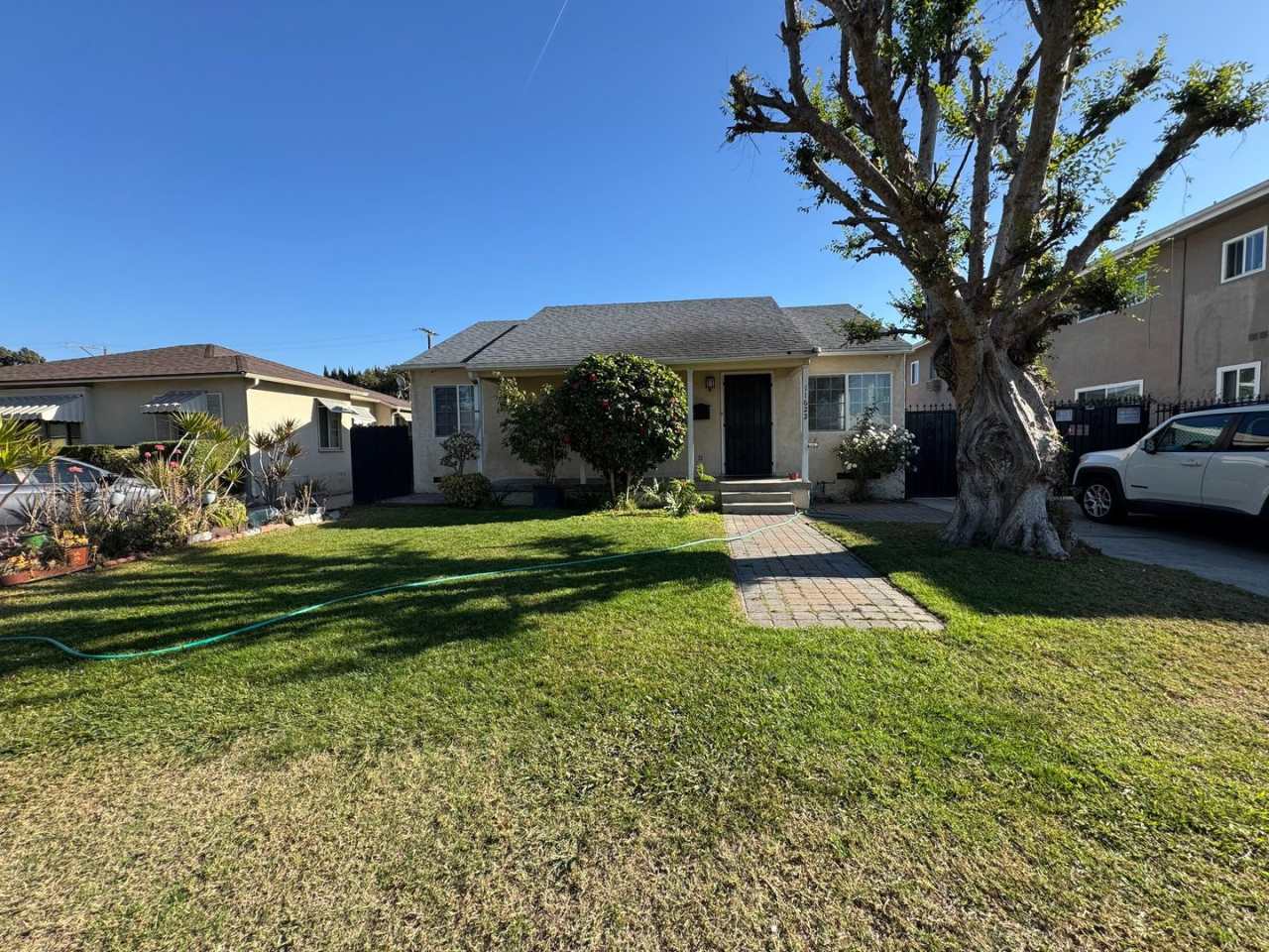 Front house 3BD | 1 Bath