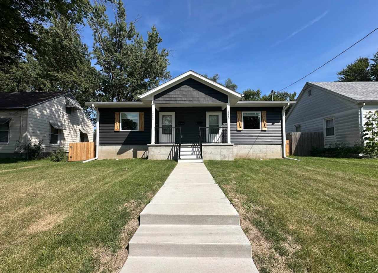 2 Bedroom/1 Bath Duplex Available For Rent