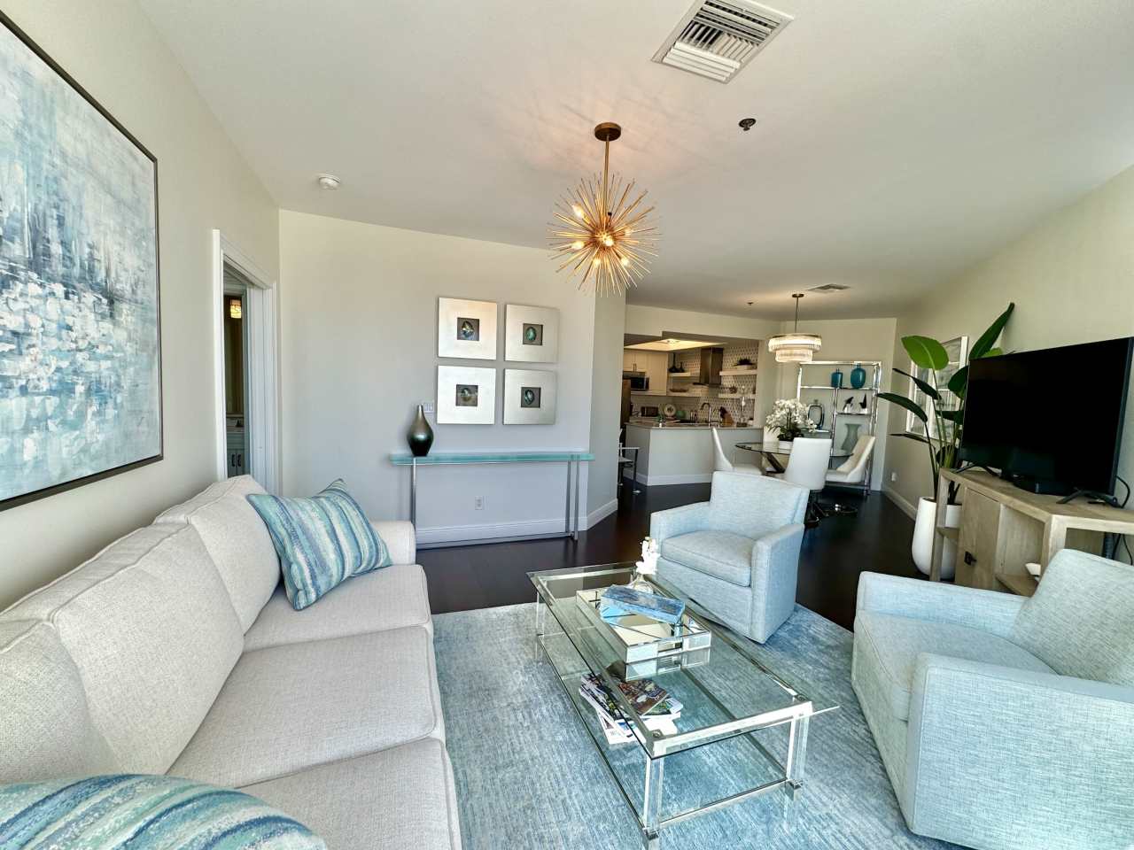 365 5th Avenue South - 303