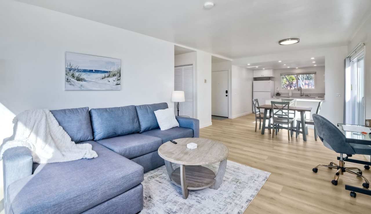 6675 Paseo Del Norte