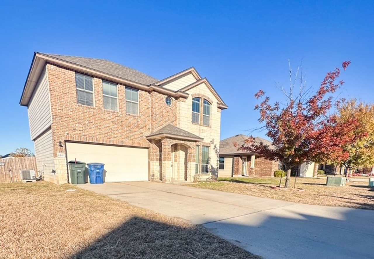 Large Single Family Home in Copperas Cove