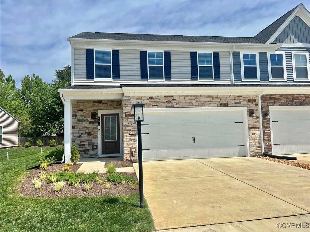 631 Brookwood Glen Terrace unit: 631