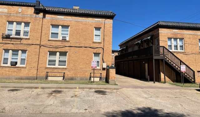 1619 South Van Buren Street - 16