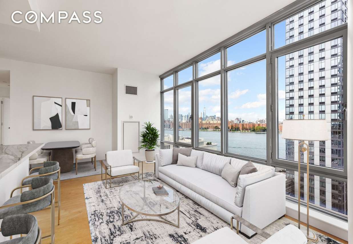 1 Northside Piers