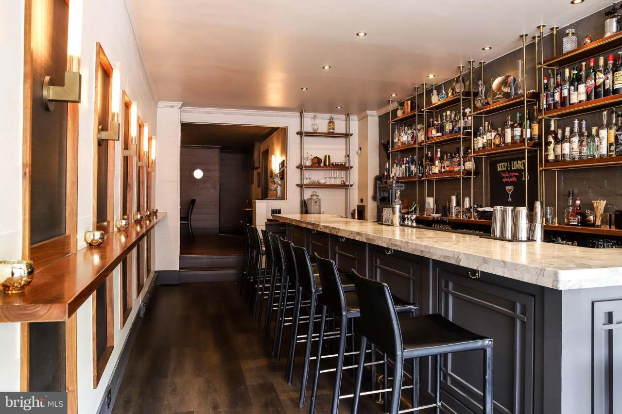 1615-17 E PASSYUNK Avenue