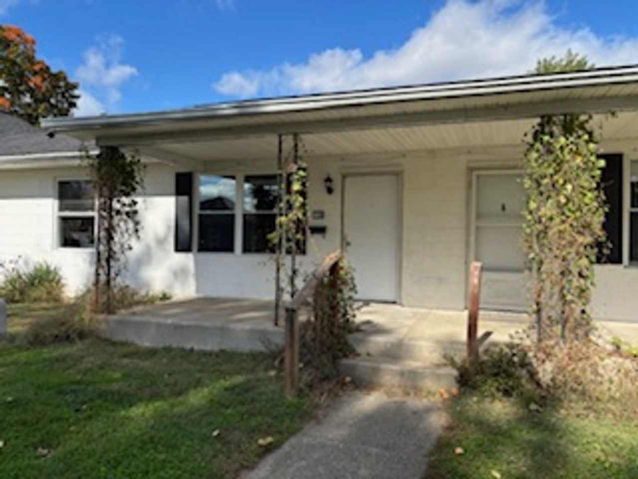 3 BR Triplex in Martinsville