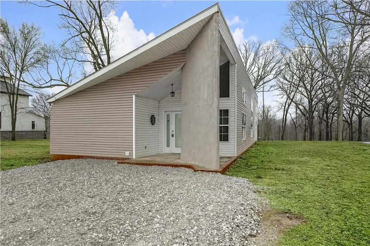 1169 NE Monroe Street