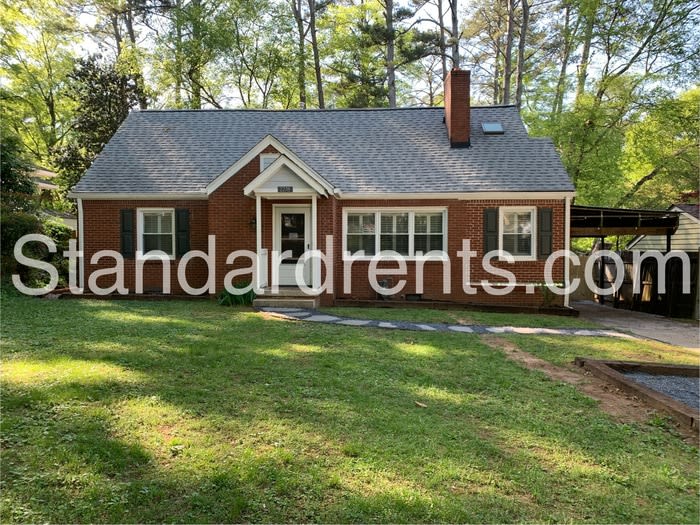 2278 Strathmore Drive Northeast