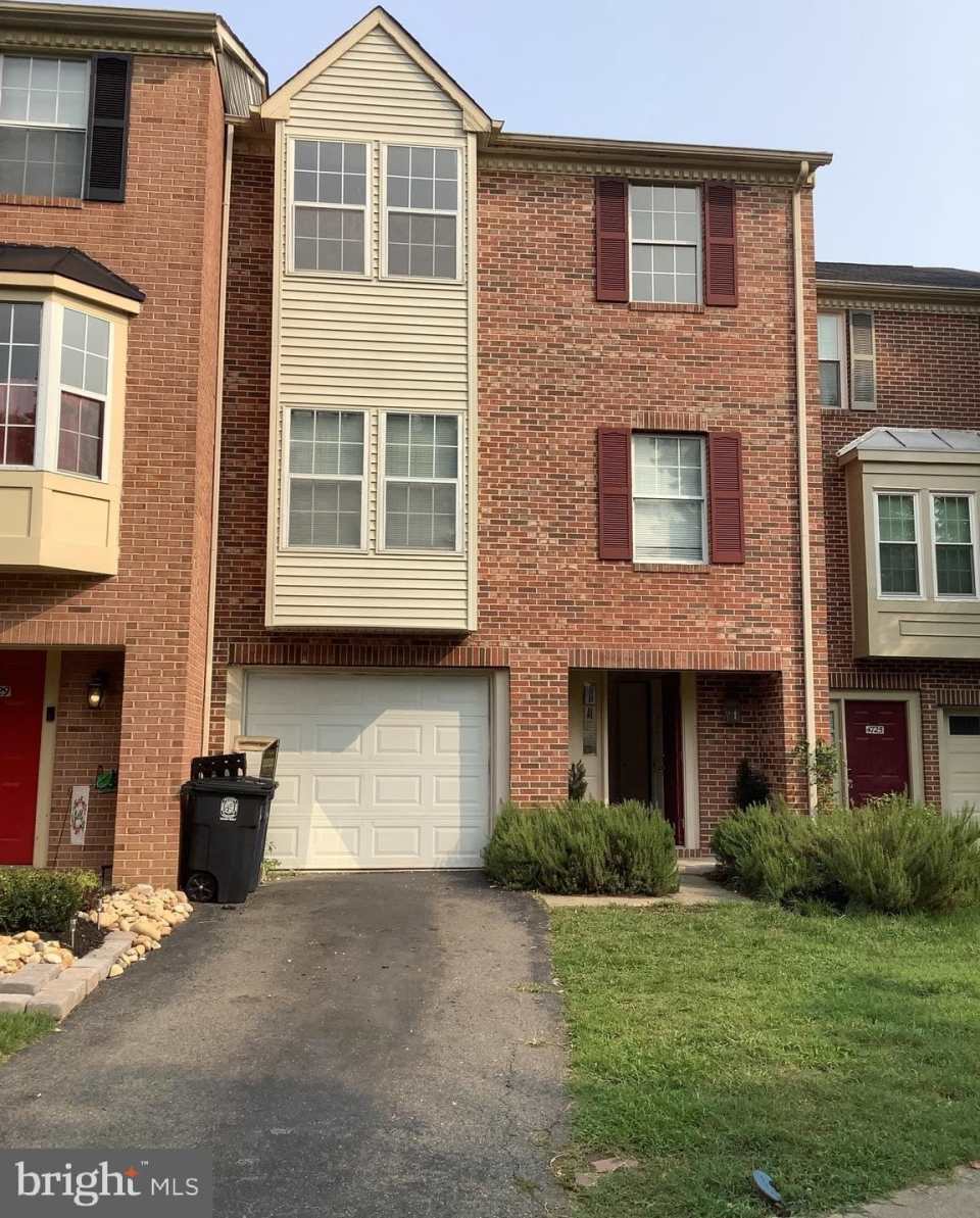 4727 COLONEL ASHTON Place