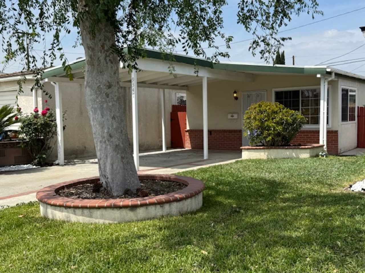 BELLFLOWER 2BR SINGLE FAMILY HOME 9347 GREENWELL