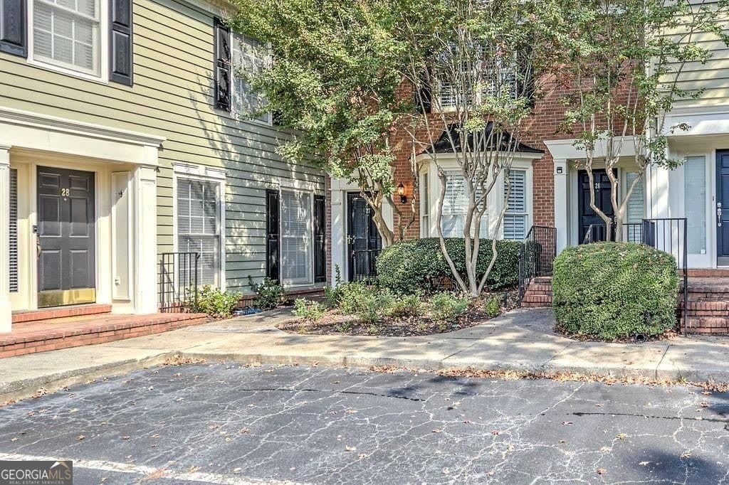 27 Mount Vernon Circle