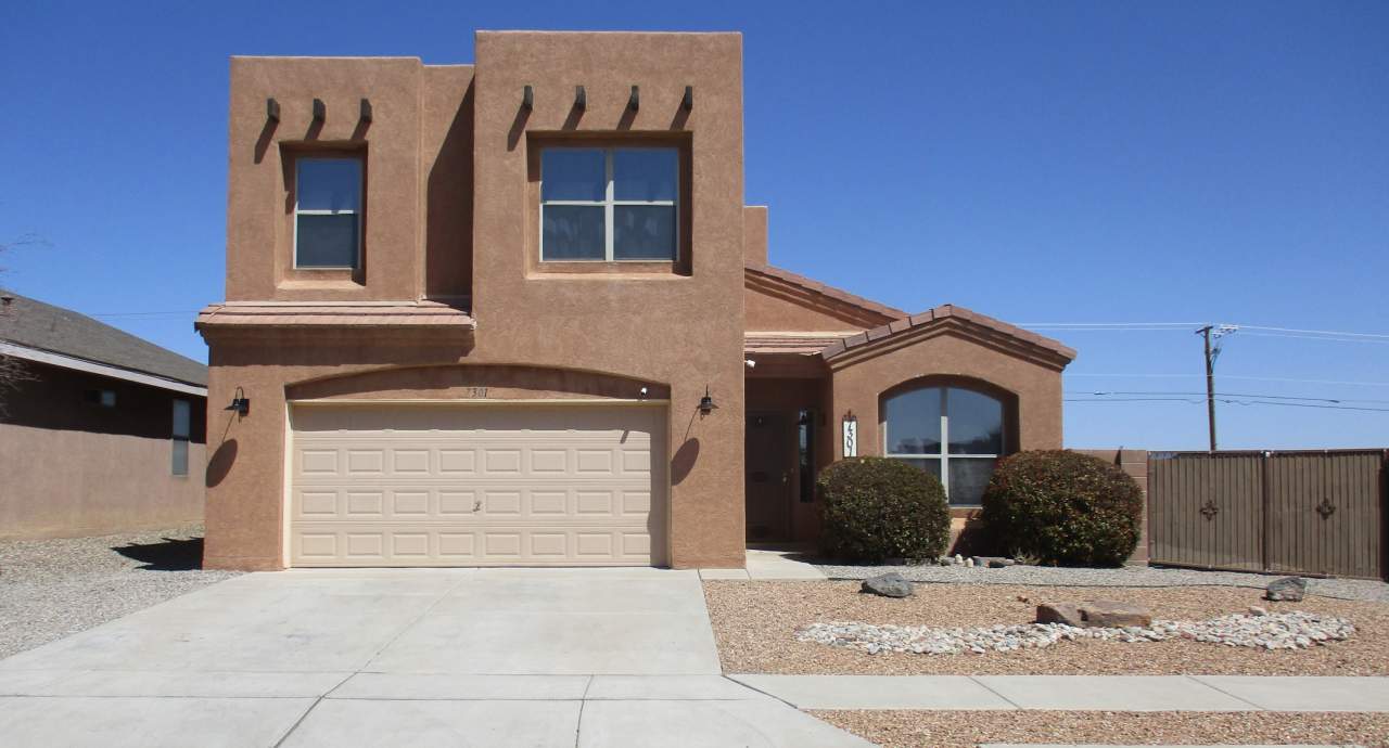 7301 Cedar Waxwing Place NW