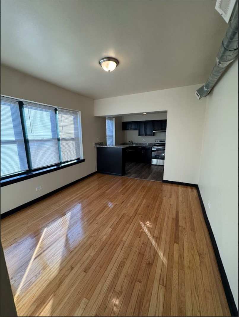 8233 South Ingleside Ave