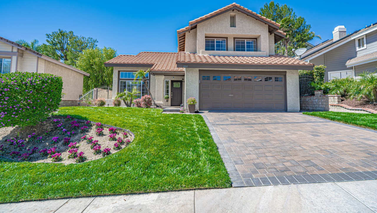 3 Bedroom Home for Rent in Saugus!