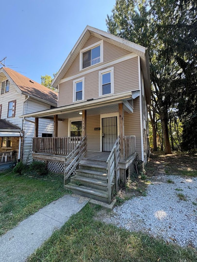 Four bedroom one bathroom home for rent