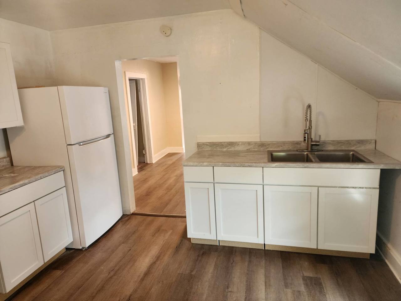 946 West 29th Street - 2