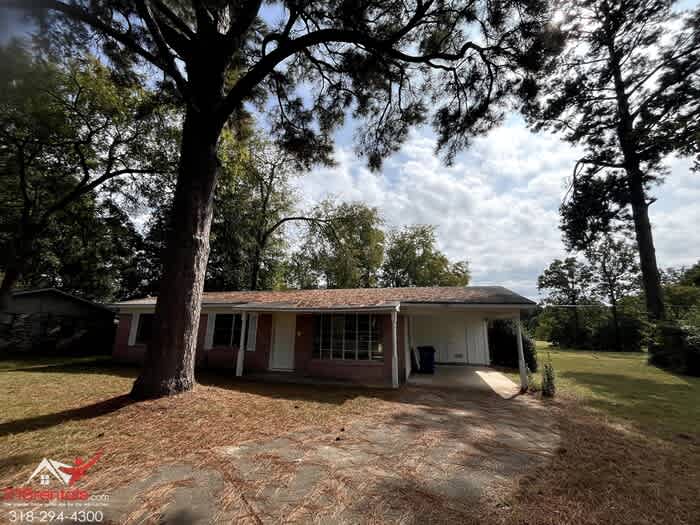 5645 Knollcrest Drive