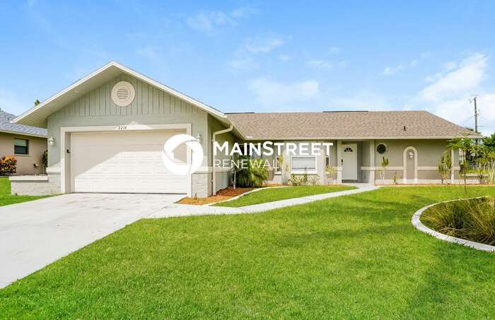 2214 Southwest 2nd Court