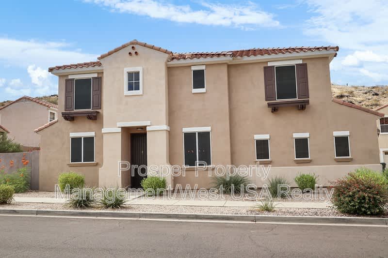 207 W Mountain Sage Dr