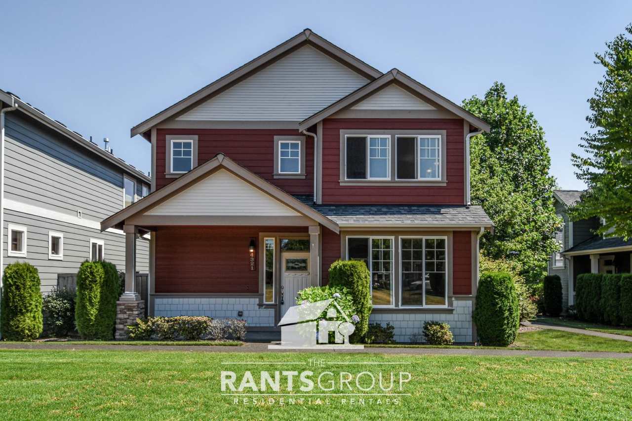 Fantastic Puyallup Neighborhood! Easy Commute to JBLM!