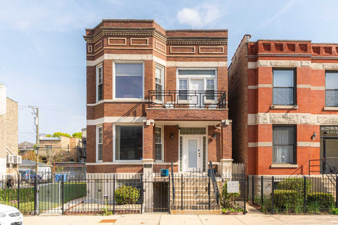 2916 W Warren Boulevard