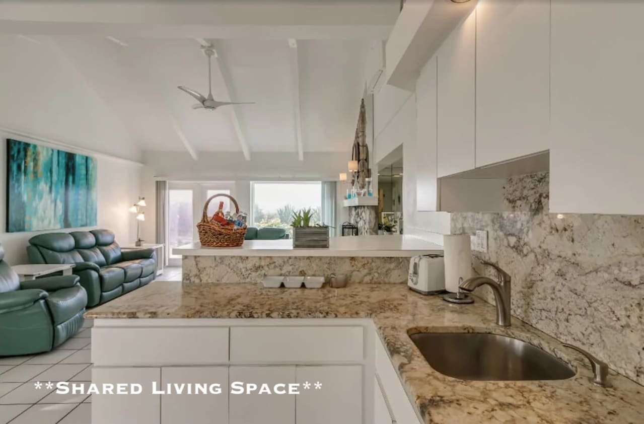 398 San Vicente Boulevard