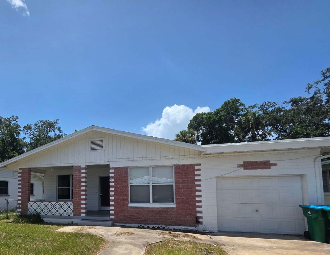 3 bedroom 2 Bath Single Family Home