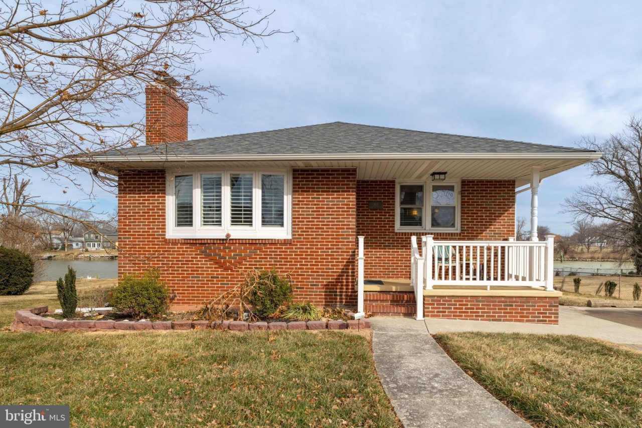 812 OAKLEIGH BEACH ROAD