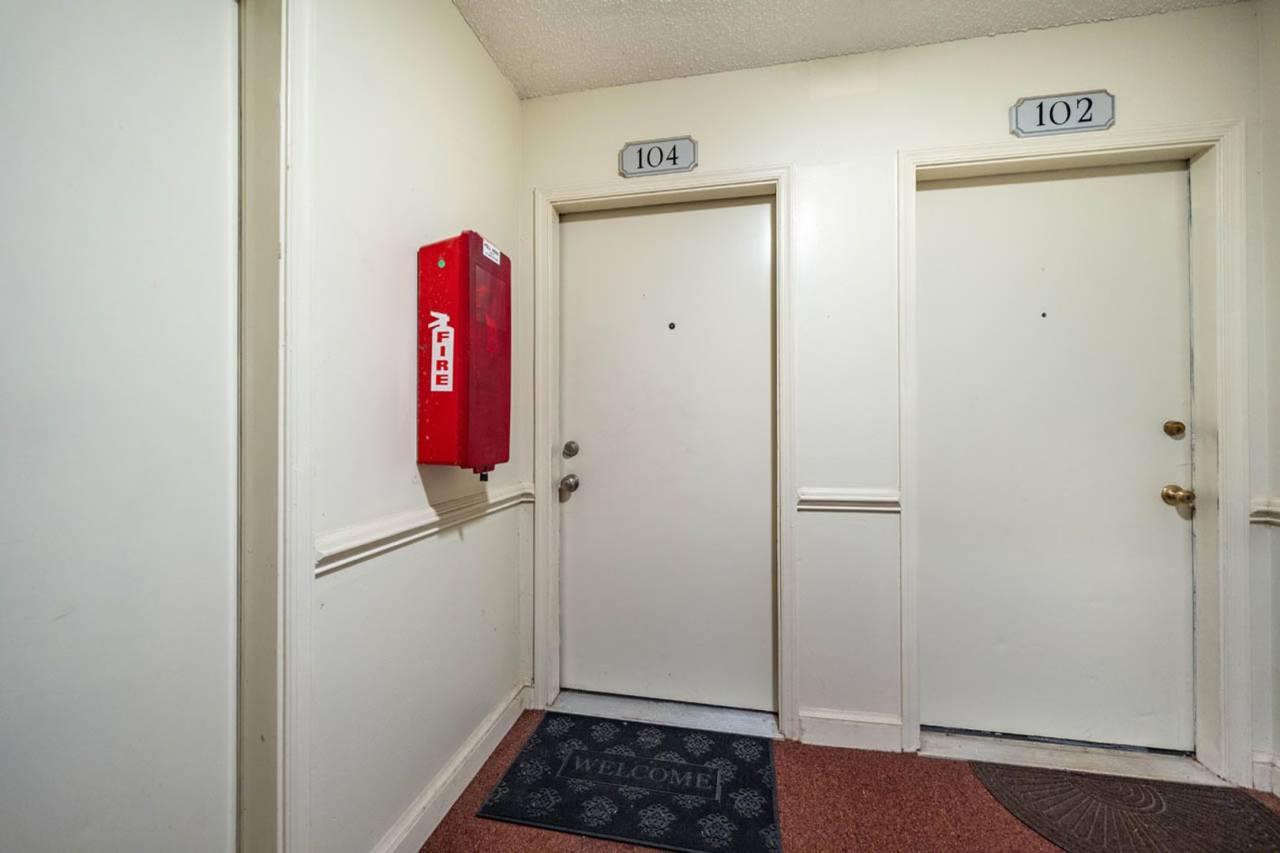 1311 Park Glen Dr Unit 104