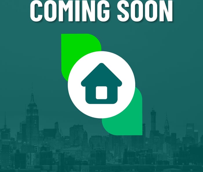 251 11th Avenue North