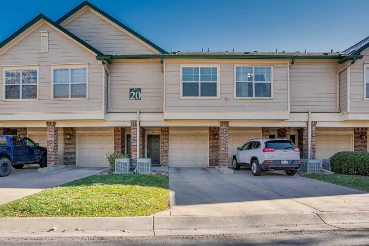 Townhouse for Rent in a Gated Community of the Desirable Rock Creek