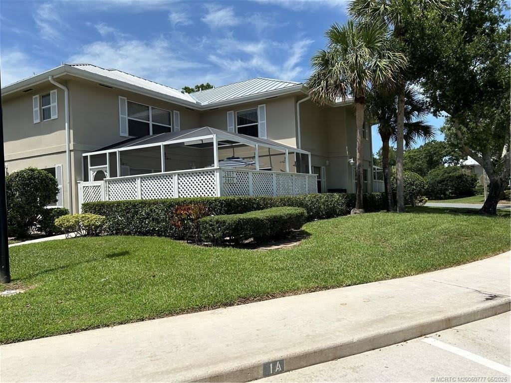 2807 SW Lakemont Place unit: 1 D