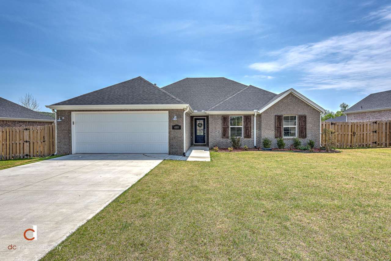 Beautiful + Well-Maintained Home in Farmington