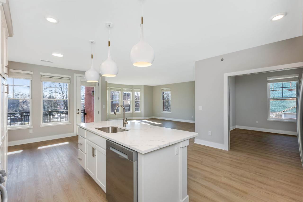 32 West College Avenue