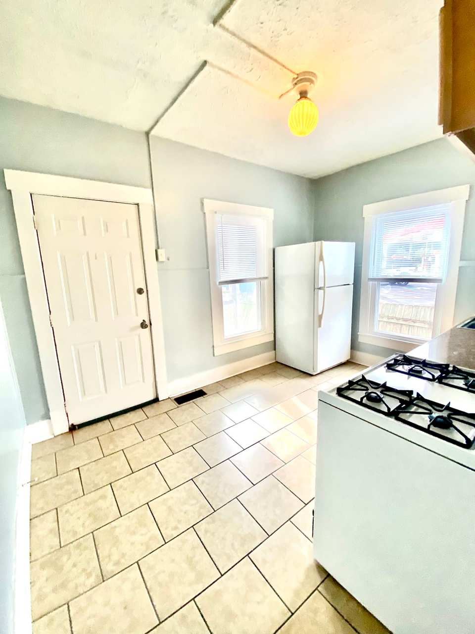 Spring Special on 3rd Street!