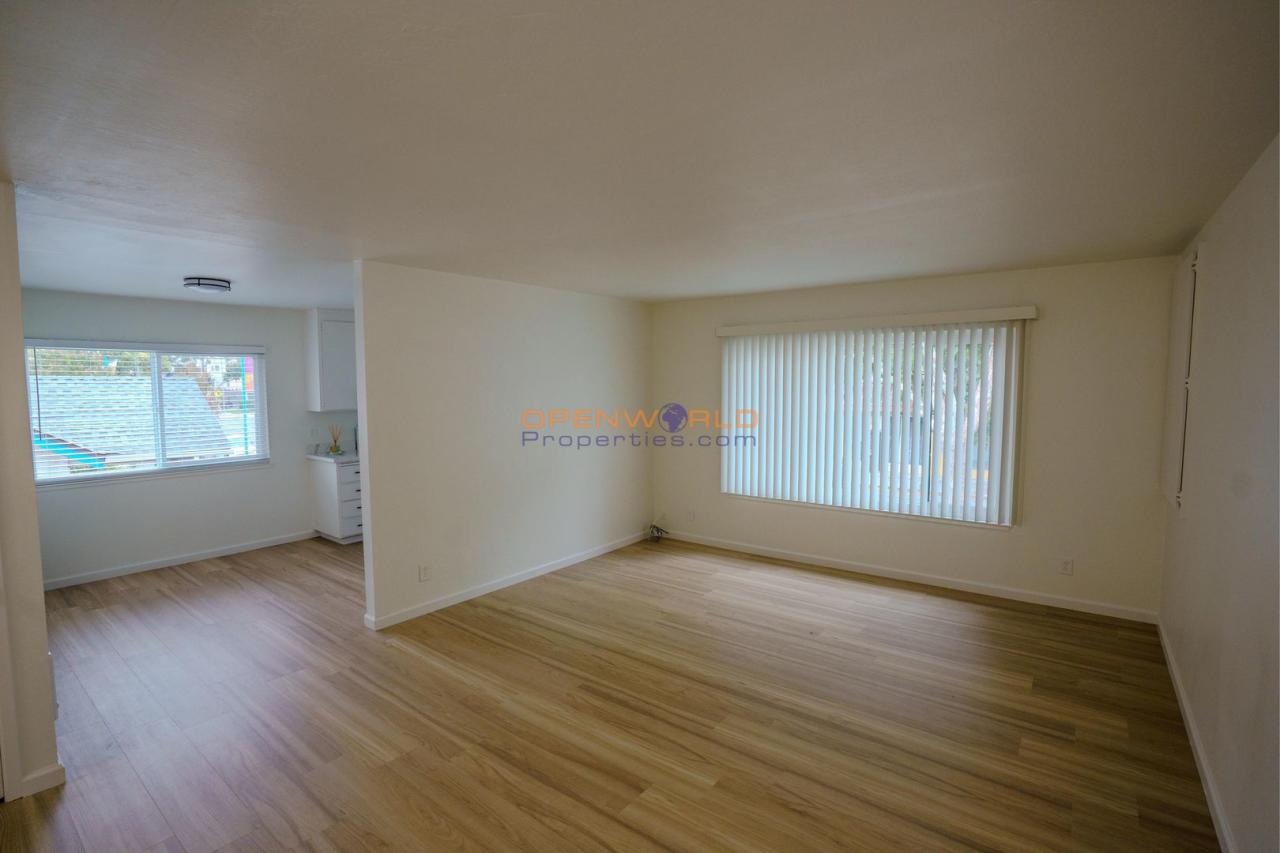 Bancroft Avenue, 414