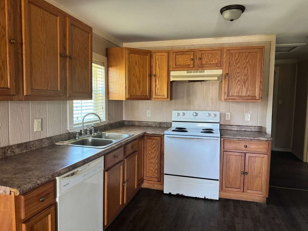 2/2 Fenced yard, pet friendly, gladewater