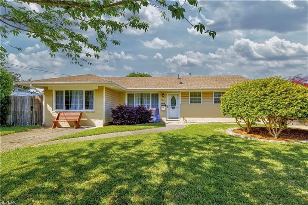 3528 MAVERICK Street