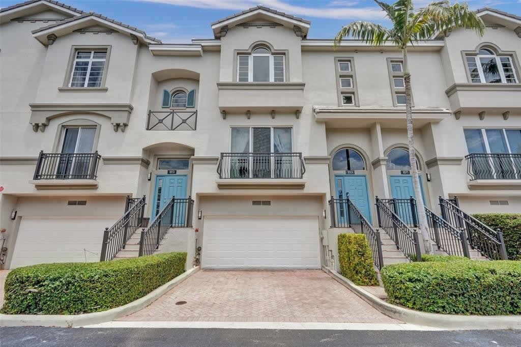 1861 Coral Heights Blvd