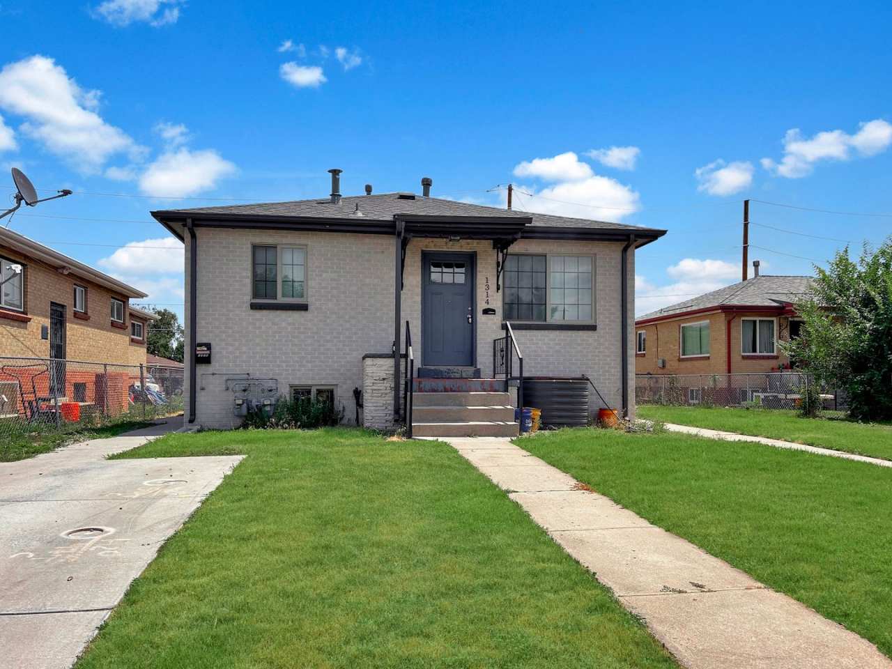 2 BED, 1 BATH GARDEN LEVEL CONDO NEAR SLOAN'S LAKE